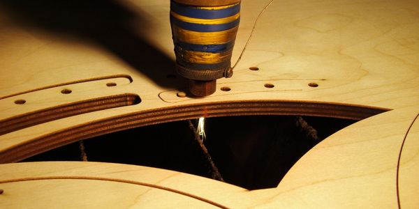 Corte a laser em mdf acrilico papel couro papelao holler 