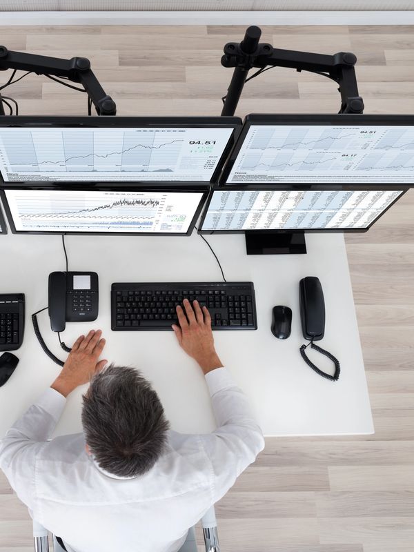 custom setup plan for remote work,ergonomic desk plan for standing,home office setup help,Women,girl
