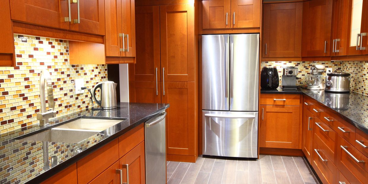 Central Oregon Cabinet Construction & Refinishing
