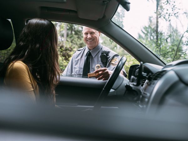 Steps to completing a defensive driving course in Texas.