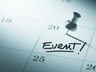 Calendar with a pinned note marking an important event on the 20th.