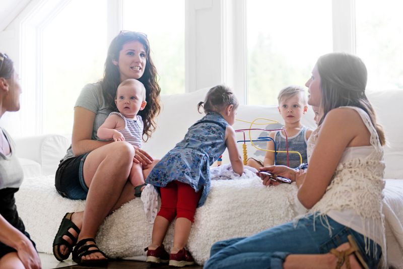 Babies and mothers meeting