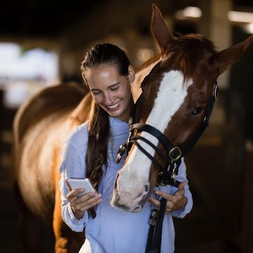All those important horse records , events, exercise tracking all in the palm of your hand.