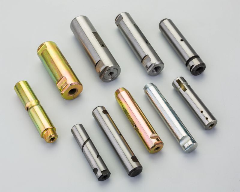 center pins - automotive components for heavy vehicles