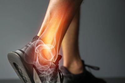 Sebastopol Chiropractor massage Alignment low back pain neck pain headache natural drug free art