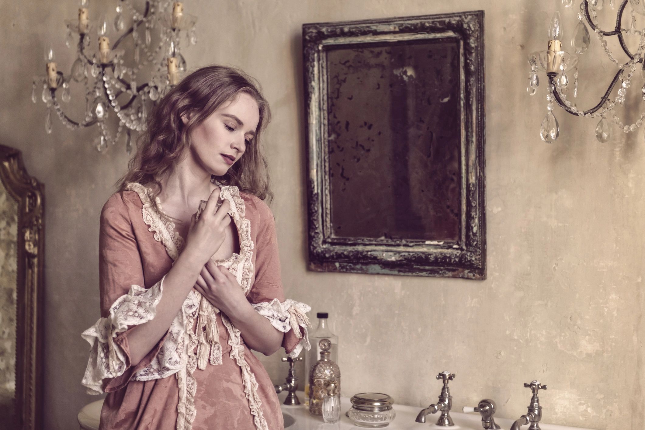 Vintage, ReScripted Style for the discerning…
Distinctive Bridal, Special Occasion & Everyday Wear.