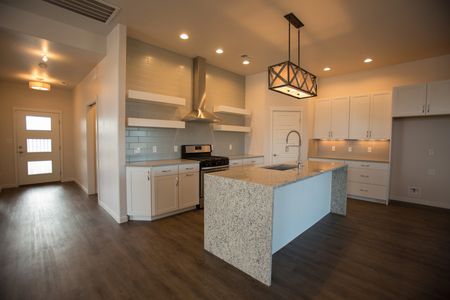 Quartz Small Single Beige
