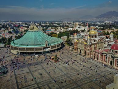 Vista aérea de la Basílica de Guadalupe en Ciudad de México.