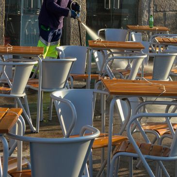 Restaurant patio washing
