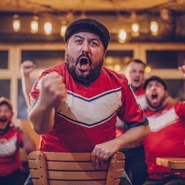  تجربة يومية تجمع بين الترفيه مع ألعاب الورق ومتابعة المباريات وألعاب الطاولة، وجلسات خاصة للعائلات 