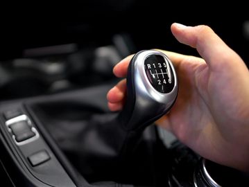 Revs driving school Cardiff
Manual and automatic driving lessons