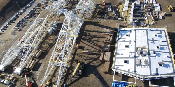 Bucyrus 8750 Dragline being constructed in KeepHills outside of Edmonton in Alberta, Canada.