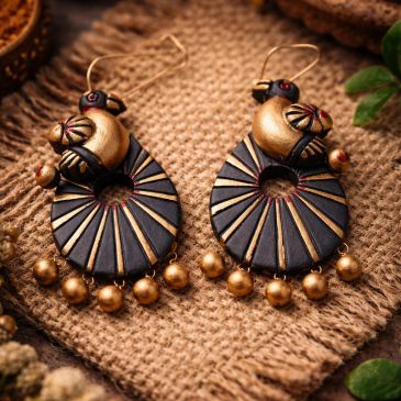 100/-