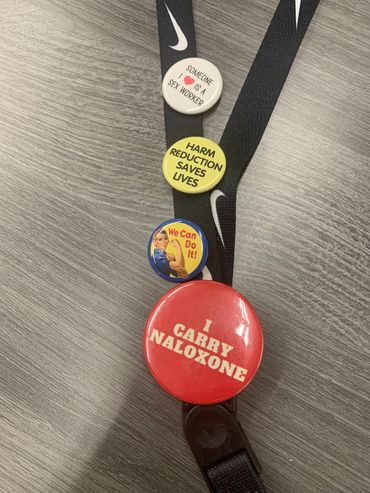 lanyard with buttons