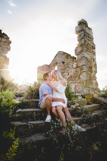 We want every engagement photography session to be unique, passionate, and personal! Like the couple