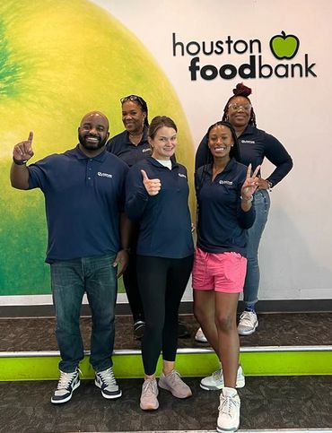 Culture Advisors volunteering at Houston Food Bank