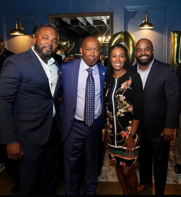 Brandon Love (AAPOL), Sylvester Turner (Houston Mayor) Laurie Foster (Culture Advisors), Benjamin Fo