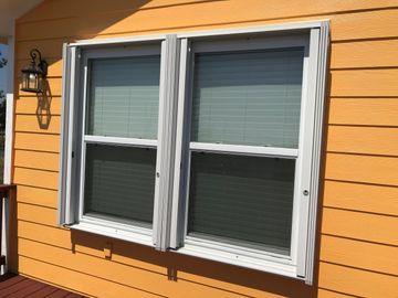 Accordion shutters