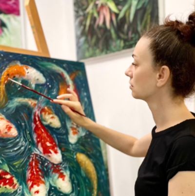 Yulia Shautsukova 
Hong Kong artist studio
Swimming fish easel artwork
Contemporary ocean art HK