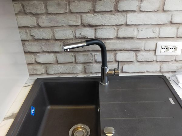 montaggio miscelatore lavello cucina