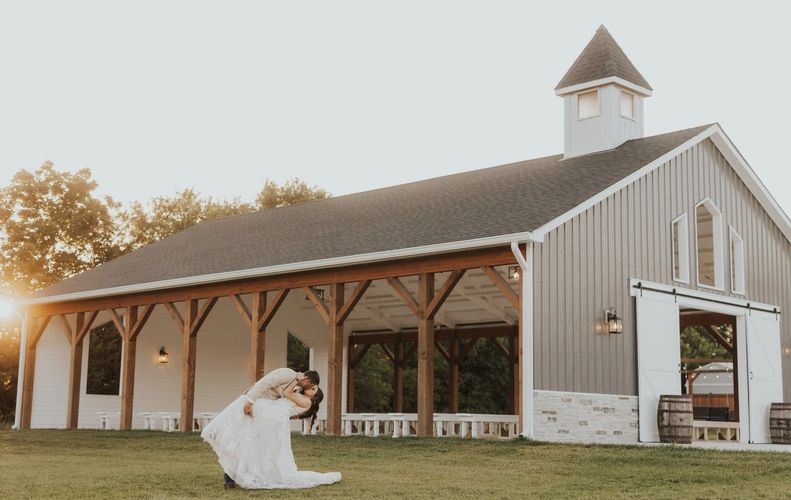 Gooseberry Creek 
Outdoor Ceremony
Kansas Wedding 
Wedding Venue Near Me
Venues
Wedding Photography
