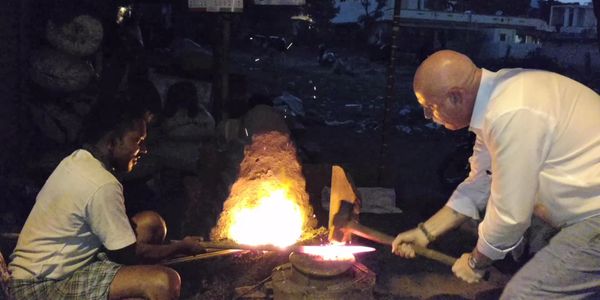 Mark blacksmithing masonry tools in Bangalore, India