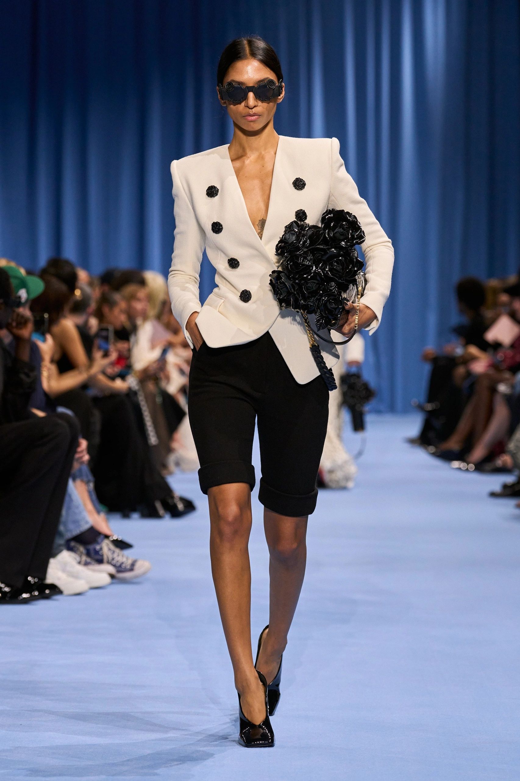 Louis Vuitton Delivers a Dramatic Finale to Paris Fashion Week