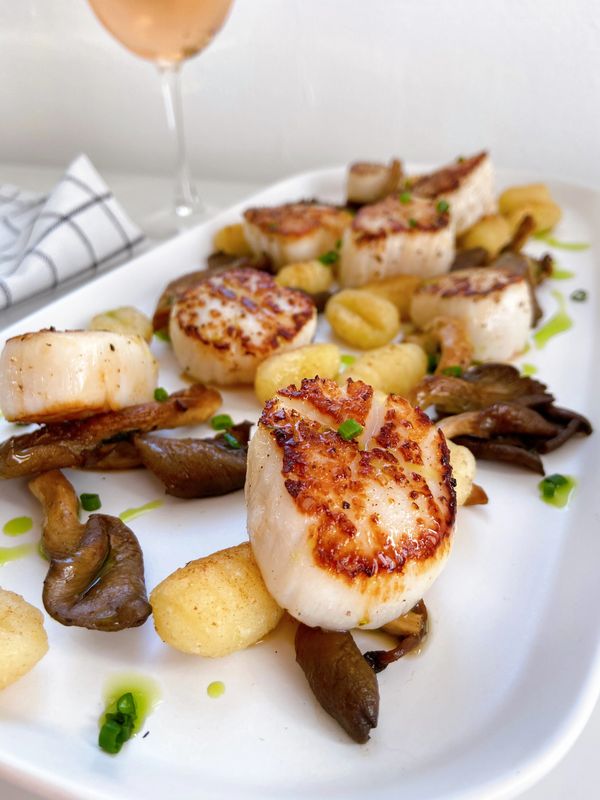 seared scallops