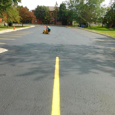 asphalt sealing pavement sealing driveway sealing 