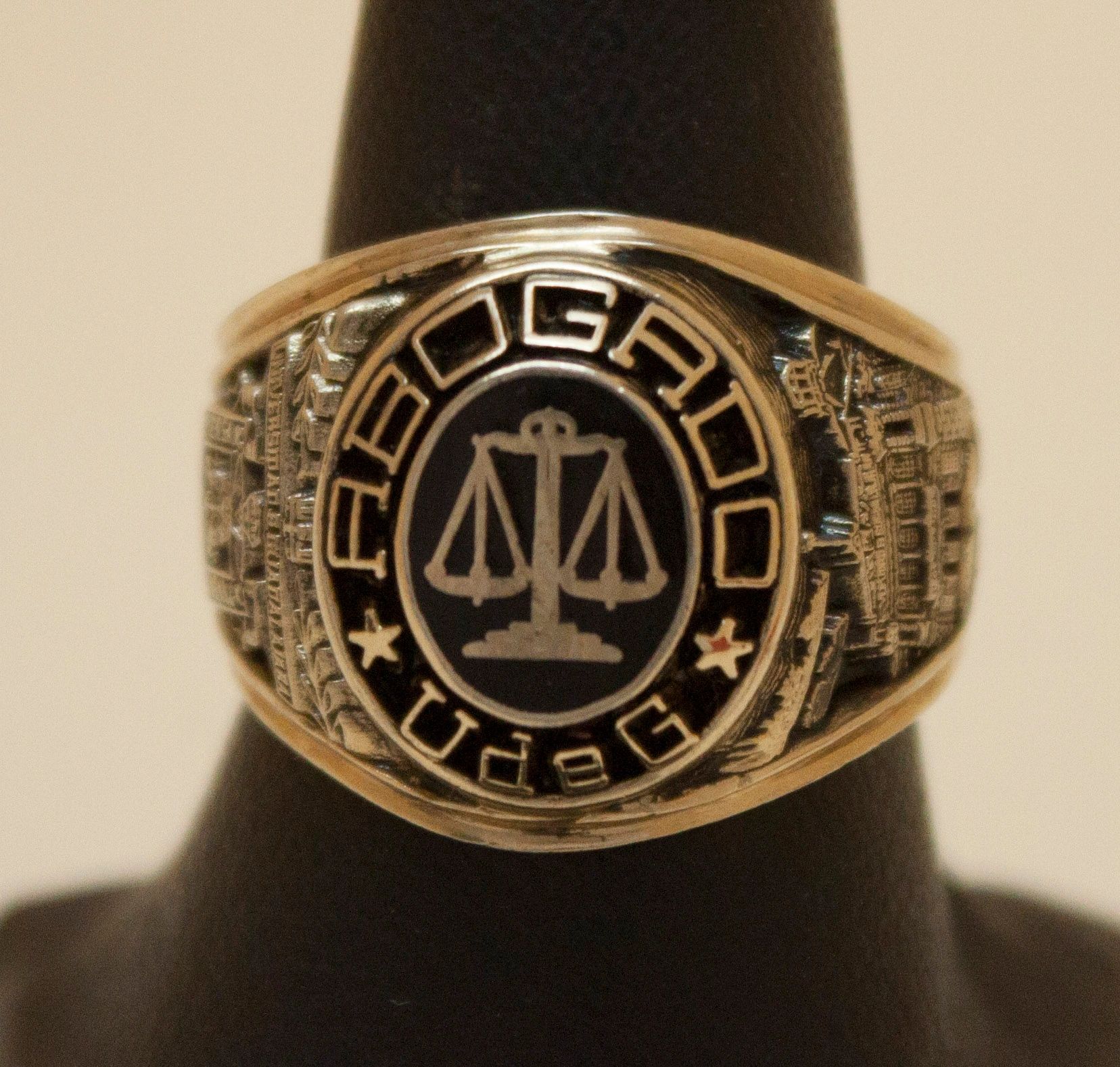 Anillo CS. Sociales y Humanidades 32