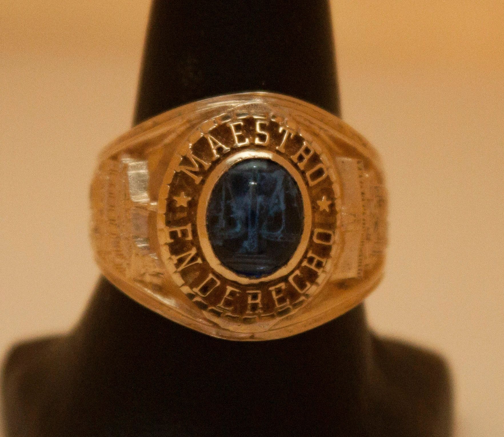 Anillo Maestría 6