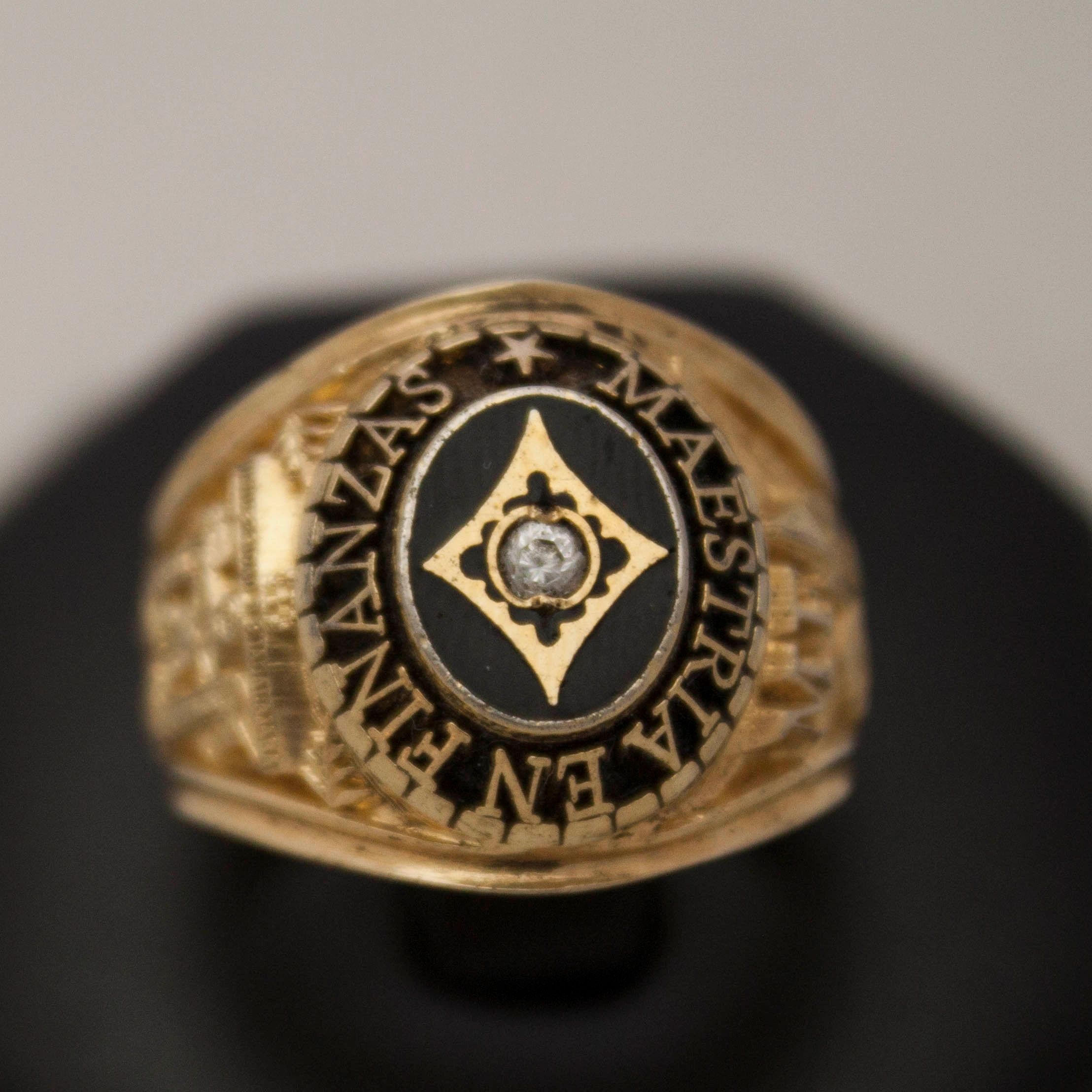 Anillo Maestría 5