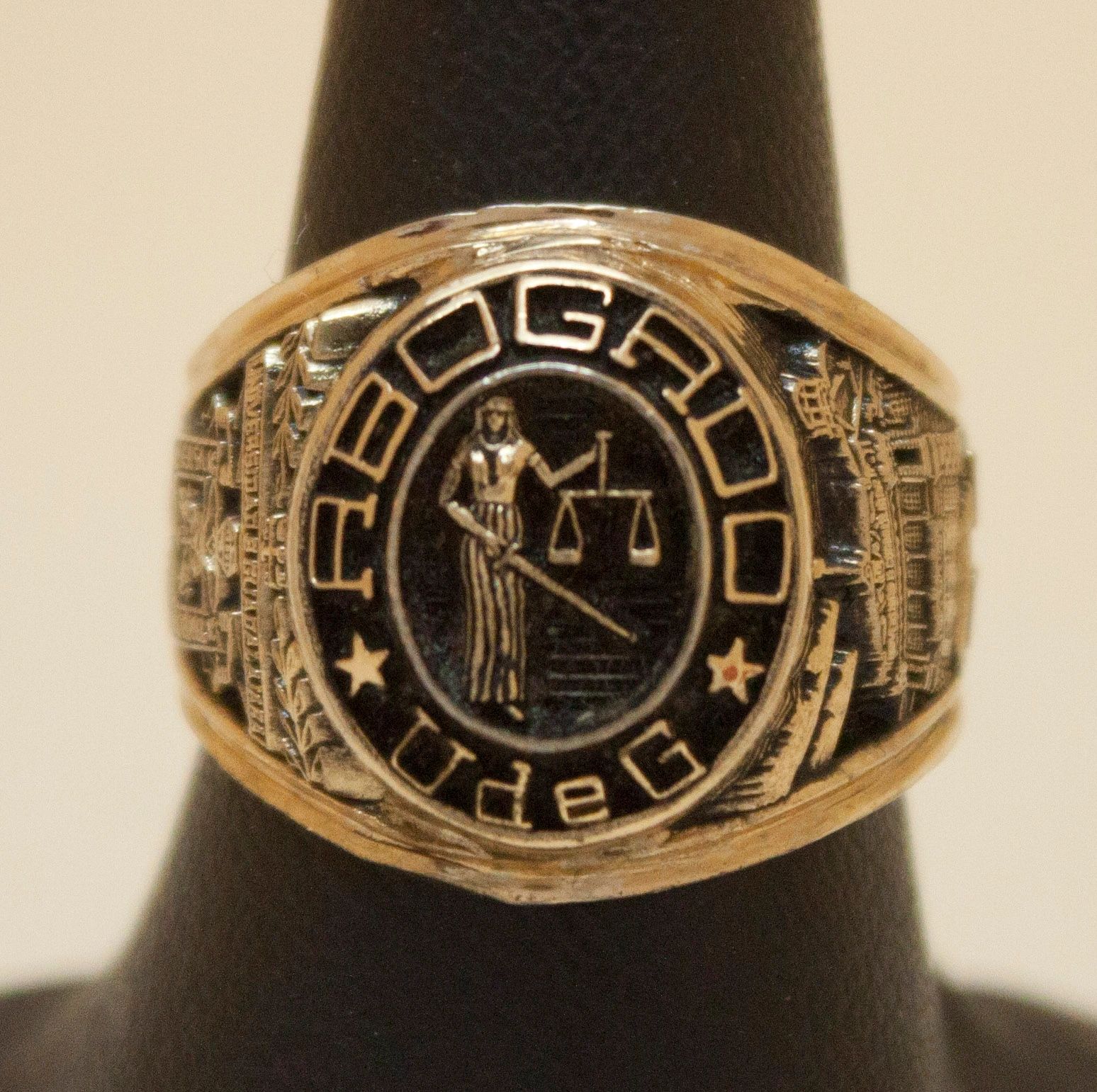 Anillo CS. Sociales y Humanidades 31