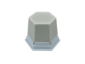 Cubierta protectora hexagonal gris.