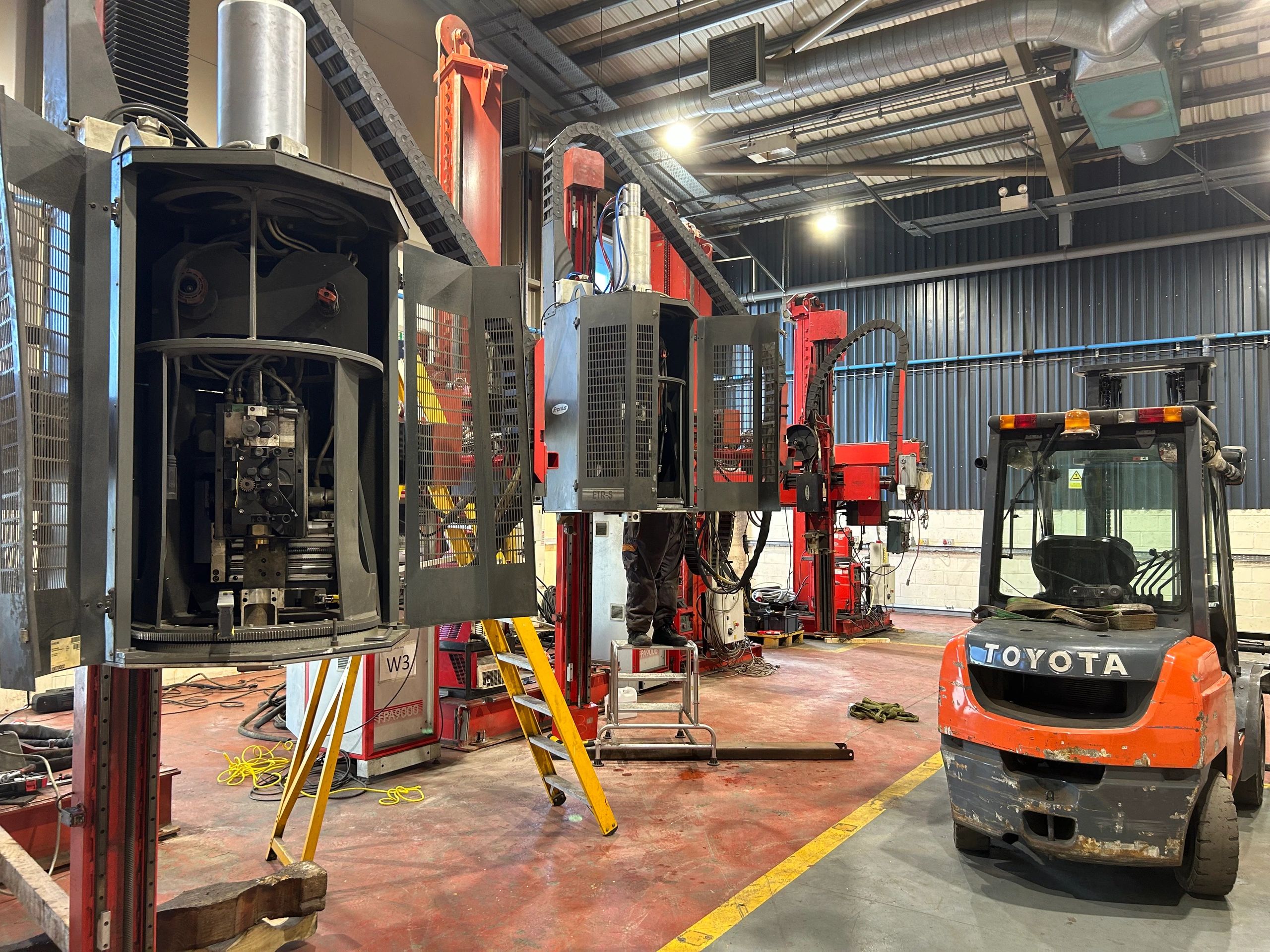Etr Cladding Rig Fronius ETR rig installs