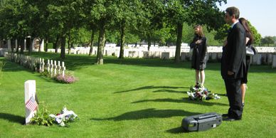 A memorial for American World War One Lieutenant James Pigue at the Lijssenthoek CWGC cemetery in Be