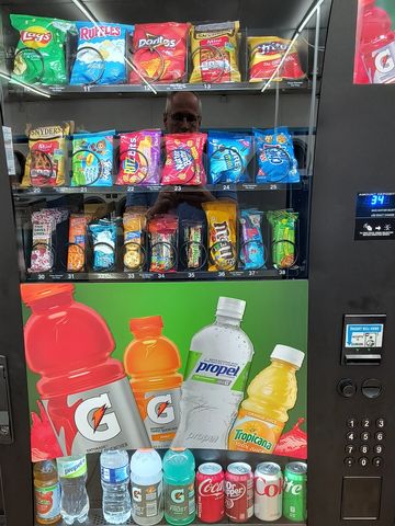 Selectivend combination drink and snack machine.