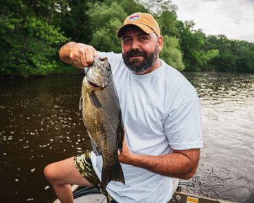 A trophy Mississippi River smallmouth