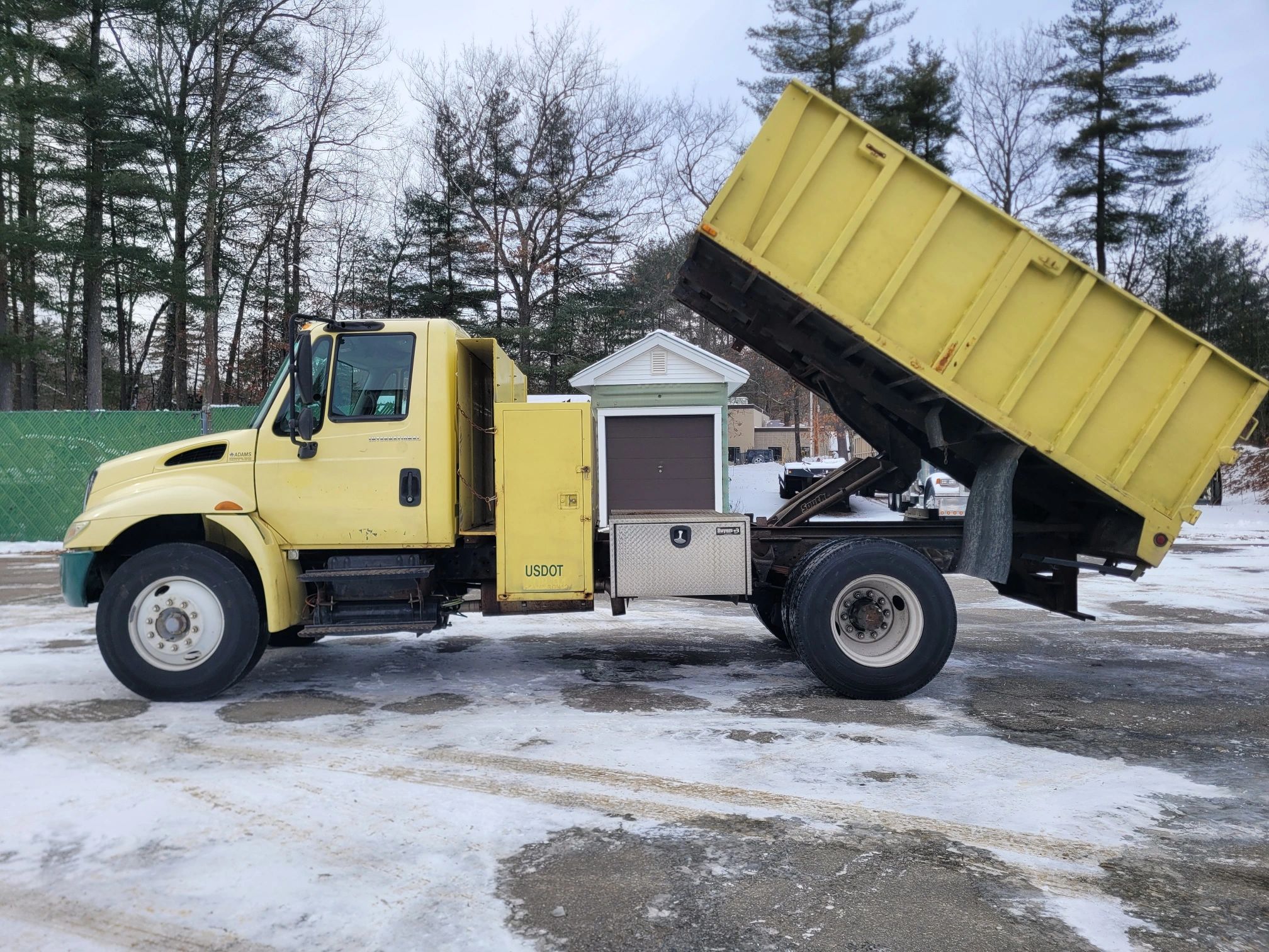 極美品　TRANSPORT /BORROWDALE 42size Golden BuzzAround GB107 | Lowest Price, No Tax, & Free