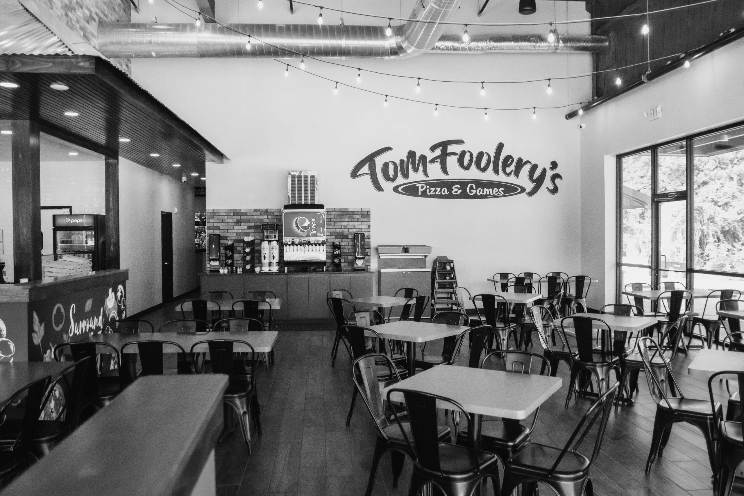 TomFoolerys Pizza & Games Huntsville