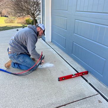Driveway Lifting in Lee Summit, MO