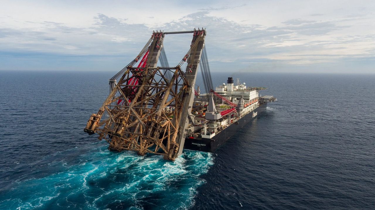 Pioneering Spirit Photo From Allseas