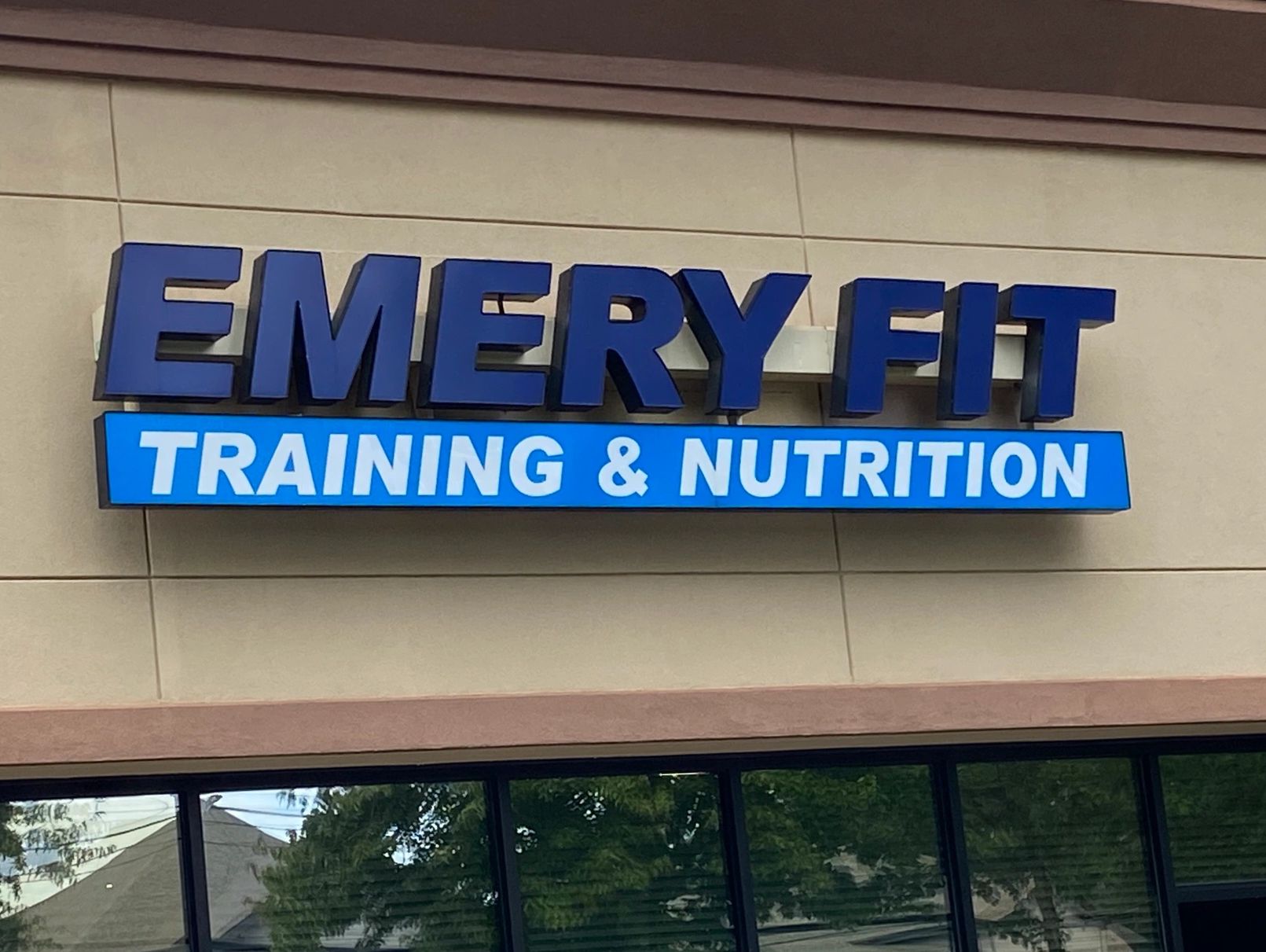 Emery Fit Milton's top personal trainer and nutritionist
