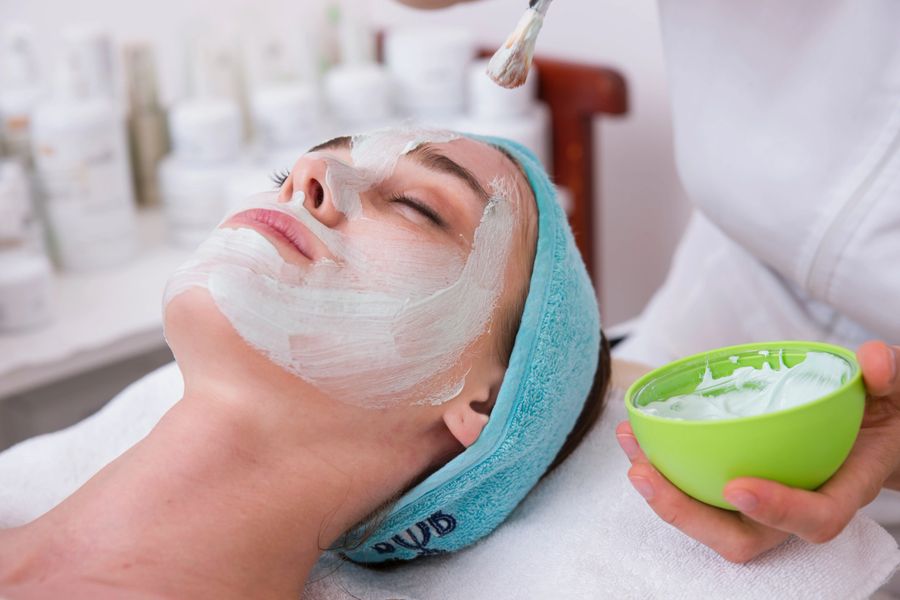 Medical aesthetics training at Clinique Esthétique Belle