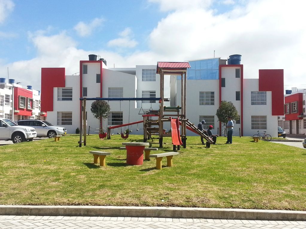 Urbanización altamira