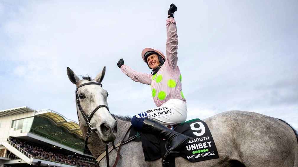 Lossiemouth winning Champion Hurdle