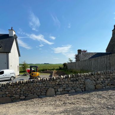 dry stone wall repair, dry stone walling, perthshire, dyking, dry stand dyke, dry stone waller, wall