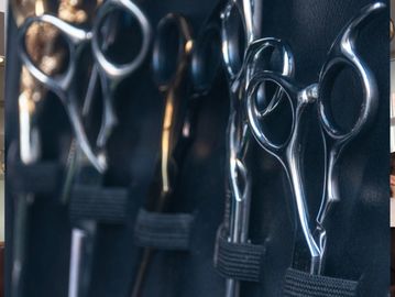 The Silk Press
Signature smoothing for ultimate shine and movement.
•	The NouN Press Classic | $85+
