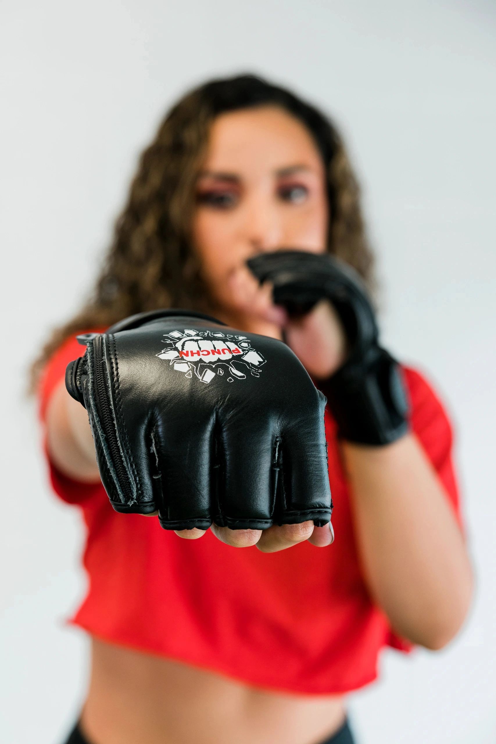PunchN Fitness Gloves. 
-Break a Sweat in Seconds-