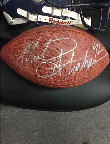 Living Legends Memorabilia & Collectibles, Inc